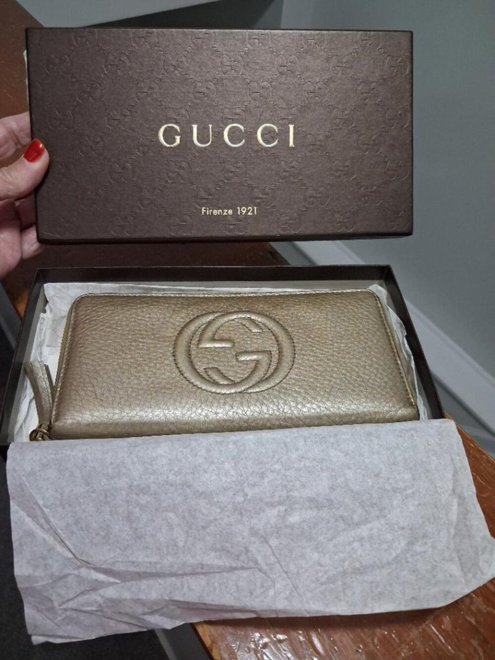 Classic GUCCI Soho Cellarius Metal Zip Around Wallet